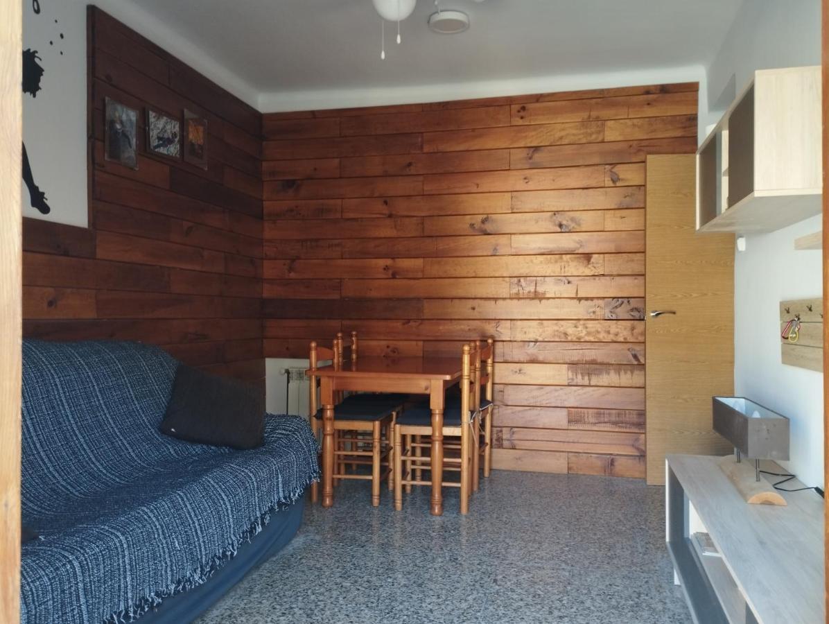 Alquiler En Importante Zona De Escalada !! Appartement Camarasa Buitenkant foto